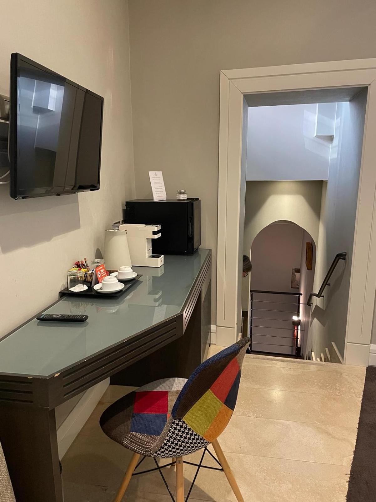 Hotel Accademia Roma Esterno foto