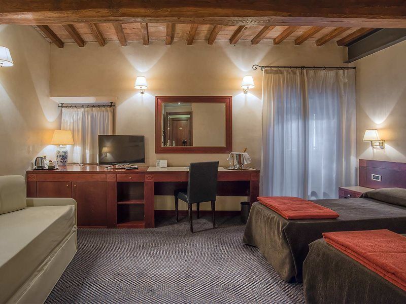 Hotel Accademia Roma Esterno foto